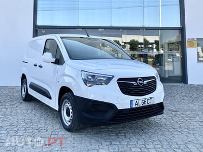 Opel Combo 3-lugares