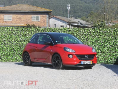 Opel Adam 1.0 T Slam 115cv
