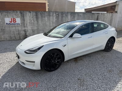 Tesla Model 3 Outro