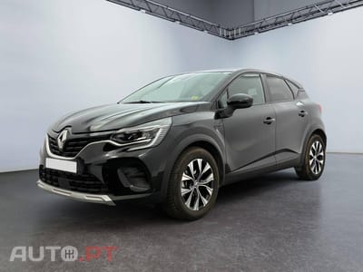 Renault Captur 1.6 E-Tech Hybrid Evolution