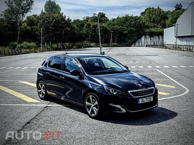 Peugeot 308 1.2 PureTech Allure Full LED