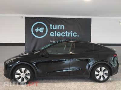 Tesla Model Y RWD