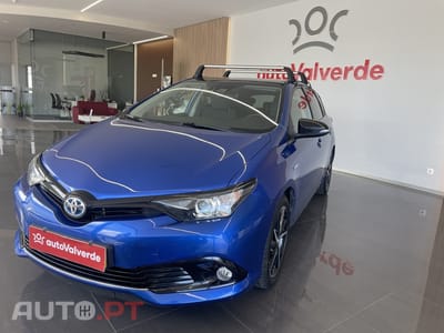 Toyota Auris 1.8 HSD Comfort +P.Techno+P.Sport