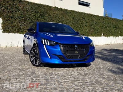 Peugeot 208 1.2 Puretech GT EAT8