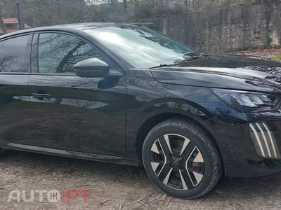 Peugeot E-208 50 kWh Style