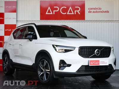 Volvo XC40 1.5 T2 Plus Dark Auto