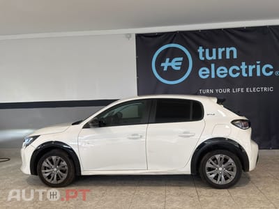 Peugeot E-208 50 kWh Style