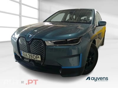 BMW iX xDrive 40