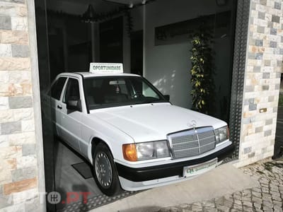 Mercedes-Benz 190 190 E 1.8