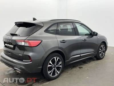 Ford Kuga 2.5 FHEV ST-Line X