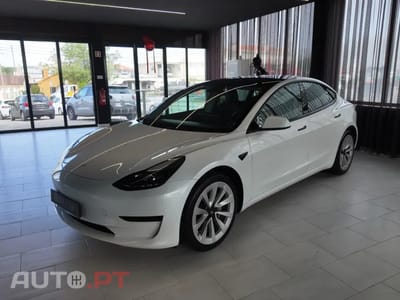Tesla Model 3 Standard Range Plus RWD