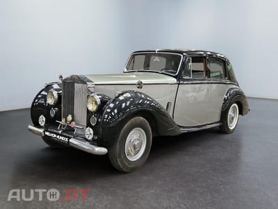 Rolls Royce Silver Dawn Silver