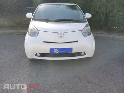 Toyota iQ 1.0 VVT-i Essential+AC