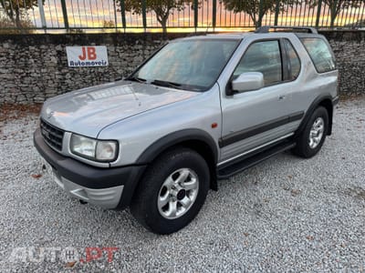 Opel Frontera 2.2 DTi Sport