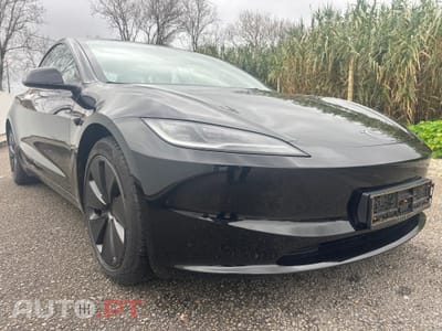 Tesla Model 3 Standard Range Plus RWD