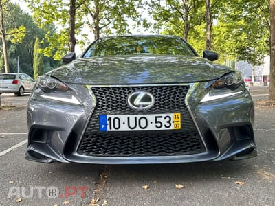 Lexus IS 300 H f sport