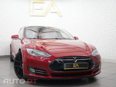 Tesla Model S 85
