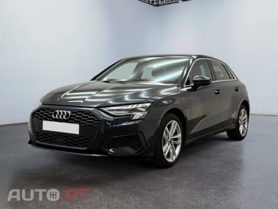 Audi A3 Sportback 40 TFSIe S Tronic Business Line