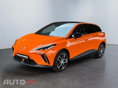MG MG4 77 kWh Extended Range Luxury