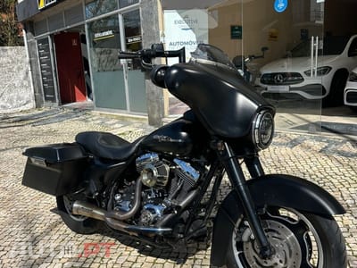 Harley Davidson FLHXS Street Glide