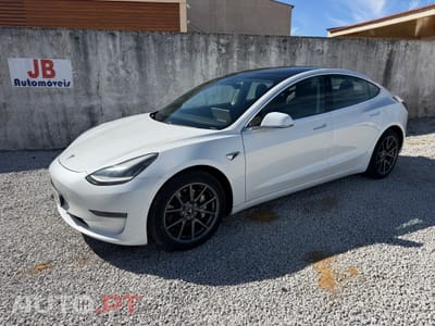 Tesla Model 3 Outro