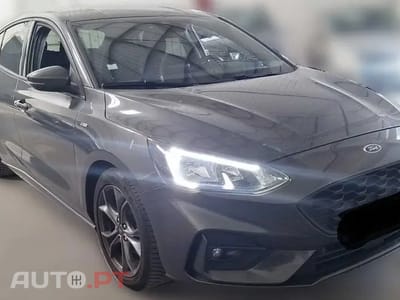 Ford Focus 1.0 ECOBOOST ST-LINE
