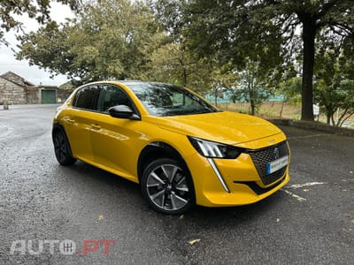 Peugeot E-208 50 kWh GT Pack