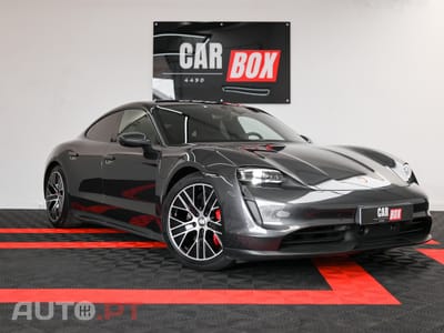 Porsche Taycan 4S