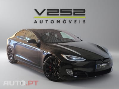 Tesla Model S 100 kWh Long Range Plus AWD