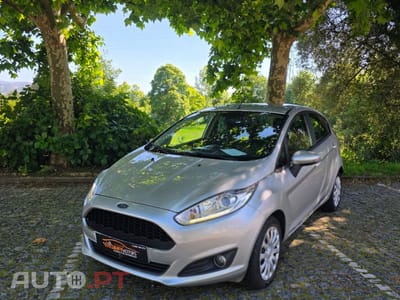 Ford Fiesta 1.0 EcoBoost S&S TITANIUM