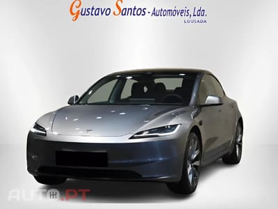 Tesla Model 3 Tração Traseira