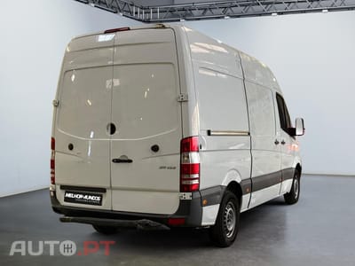 Mercedes-Benz Sprinter 211 CDi 37S 3.0T Tronic Plus