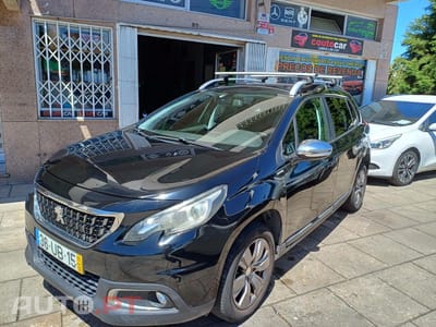 Peugeot 2008 1.2 PureTech Style