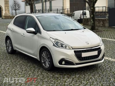 Peugeot 208 1.2 VTi Allure
