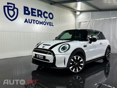 MINI Cooper Cooper SE Premium Classic
