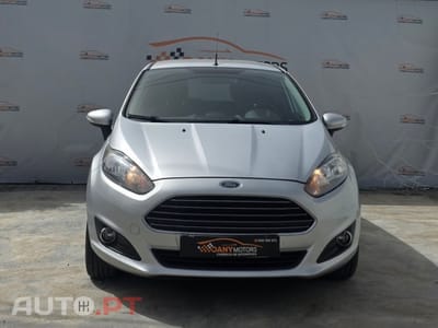 Ford Fiesta 1.0 EcoBoost S&S TITANIUM
