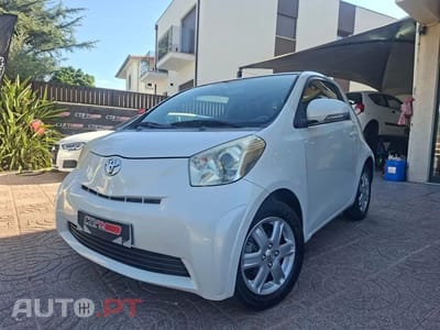 Toyota iQ 1.0 VVT-i 2 MultiDrive