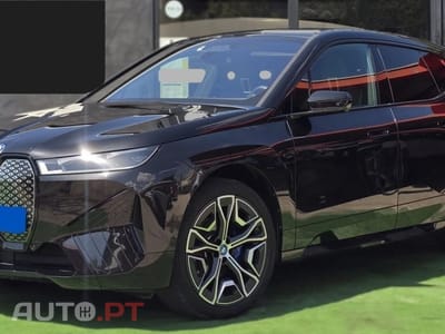 BMW iX xDrive 50