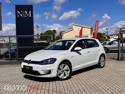 Volkswagen e-Golf Standard