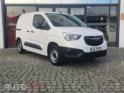 Opel Combo 3-lugares