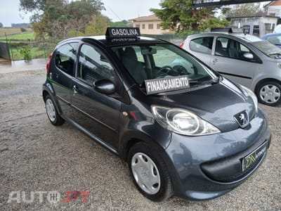 Peugeot 107 1.0 Poucos Kms