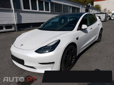 Tesla Model 3 Long Range AWD