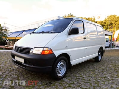 Toyota HiAce 2.5 D-4D Curto 2.8T