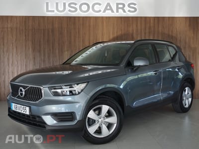 Volvo XC40 1.5 T3 Momentum Tech Edition