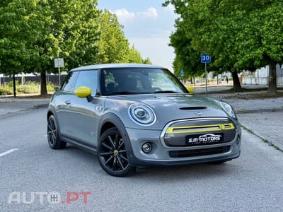 MINI Cooper Cooper SE Premium Essential