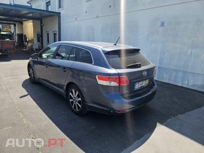 Toyota Avensis T27