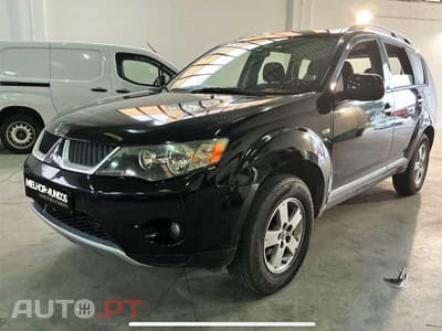 Mitsubishi Outlander 2.0 DI-D Inform 4WD