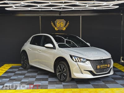 Peugeot E-208 50 kWh GT