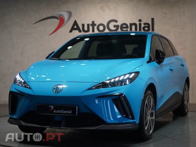 MG MG4 64 kWh Luxury