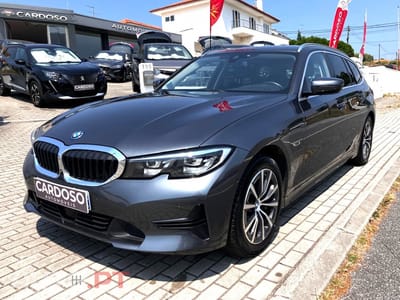 BMW 330 e Touring Auto